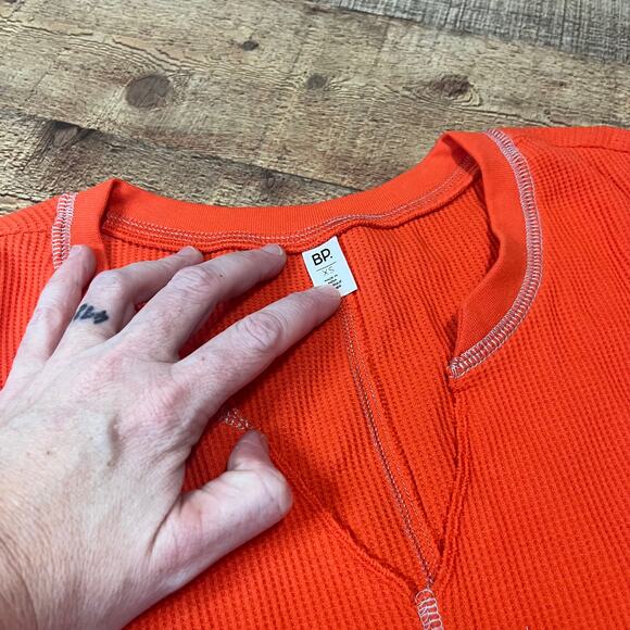 BP NEW Women's Orange Fiesta Cropped Knit Long Sleeve Henley Sz XS Oversize Fall - Picture 3 of 5